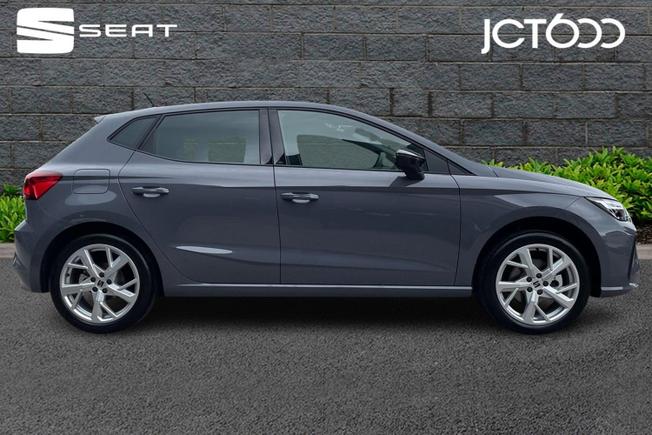 SEAT Ibiza Photo 4