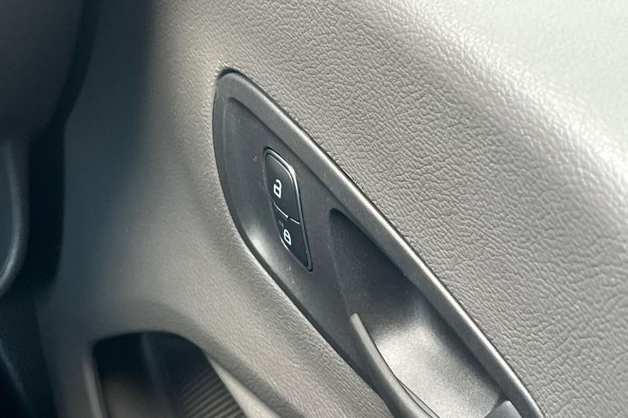 Used Ford E-TRANSIT 21