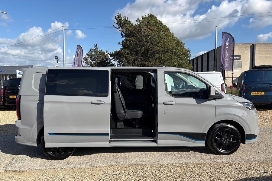 Ford TRANSIT CUSTOM Photo autoimg-8b02f0952cf3541be3d7f9b20837de9bf38e3d4f.jpg