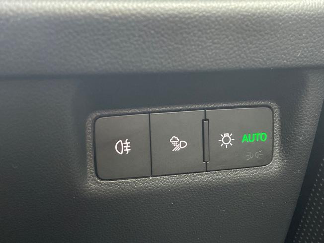 ŠKODA Enyaq Photo 35