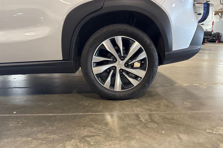 Suzuki S-Cross Photo autoimg-8b07842ee4a654d7b452eb03db9f7cdb255e189e.jpg