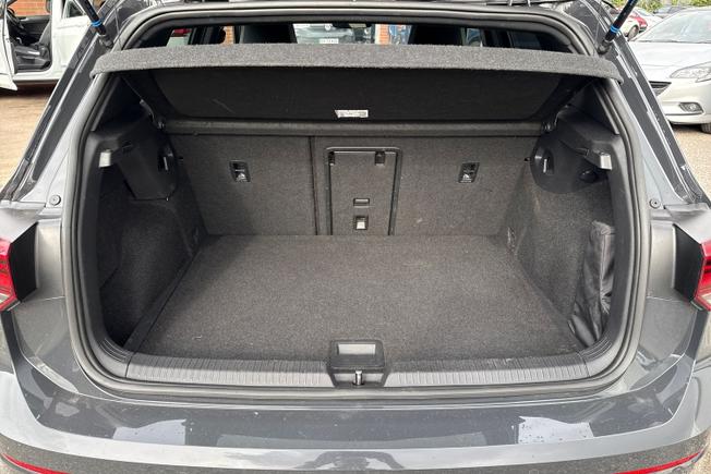 VOLKSWAGEN Golf Photo 12