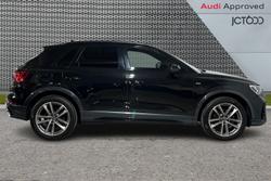 Audi Q3 Photo 4