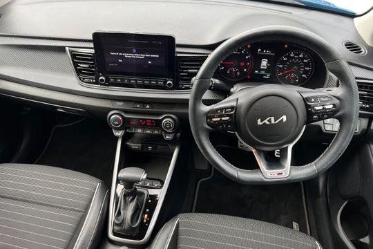 Kia Rio Photo autoimg-8b08fd7d44167a95d4d1de7df6a3d65acc3bd0eb.jpg