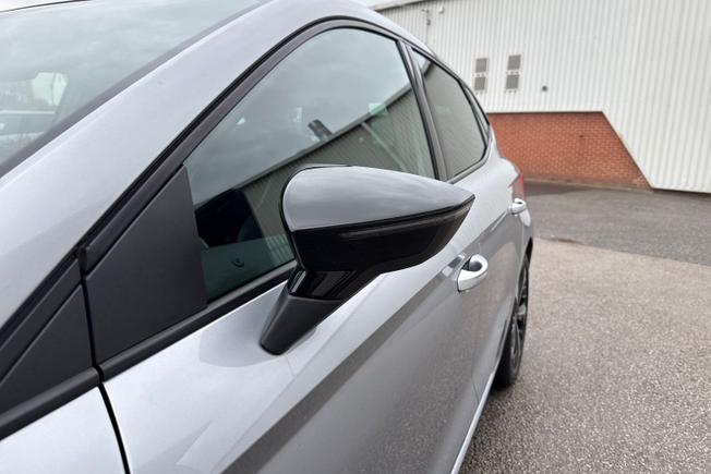 SEAT Ibiza Photo 27