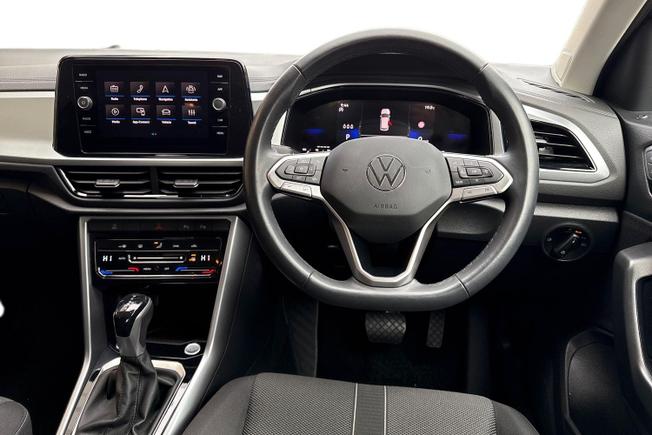 VOLKSWAGEN T-Roc Photo 11