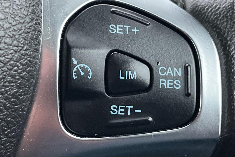 Used Ford TRANSIT COURIER LM72TWZ 29