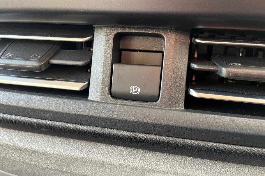 Used Ford TOURNEO CUSTOM 16