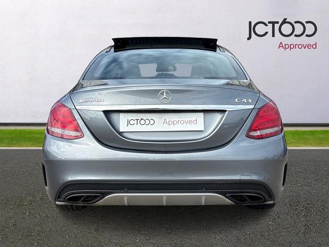 MERCEDES-BENZ C Class Photo 7