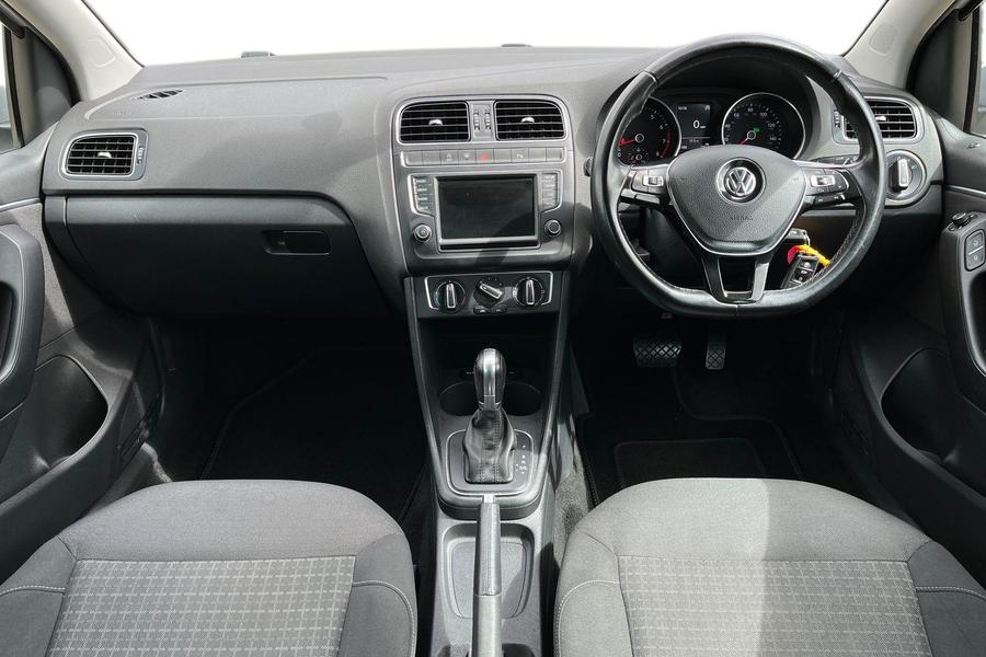 Volkswagen Polo Photo autoimg-8b127993702d910b860ff2e28f994f3a3a11cb94.jpg