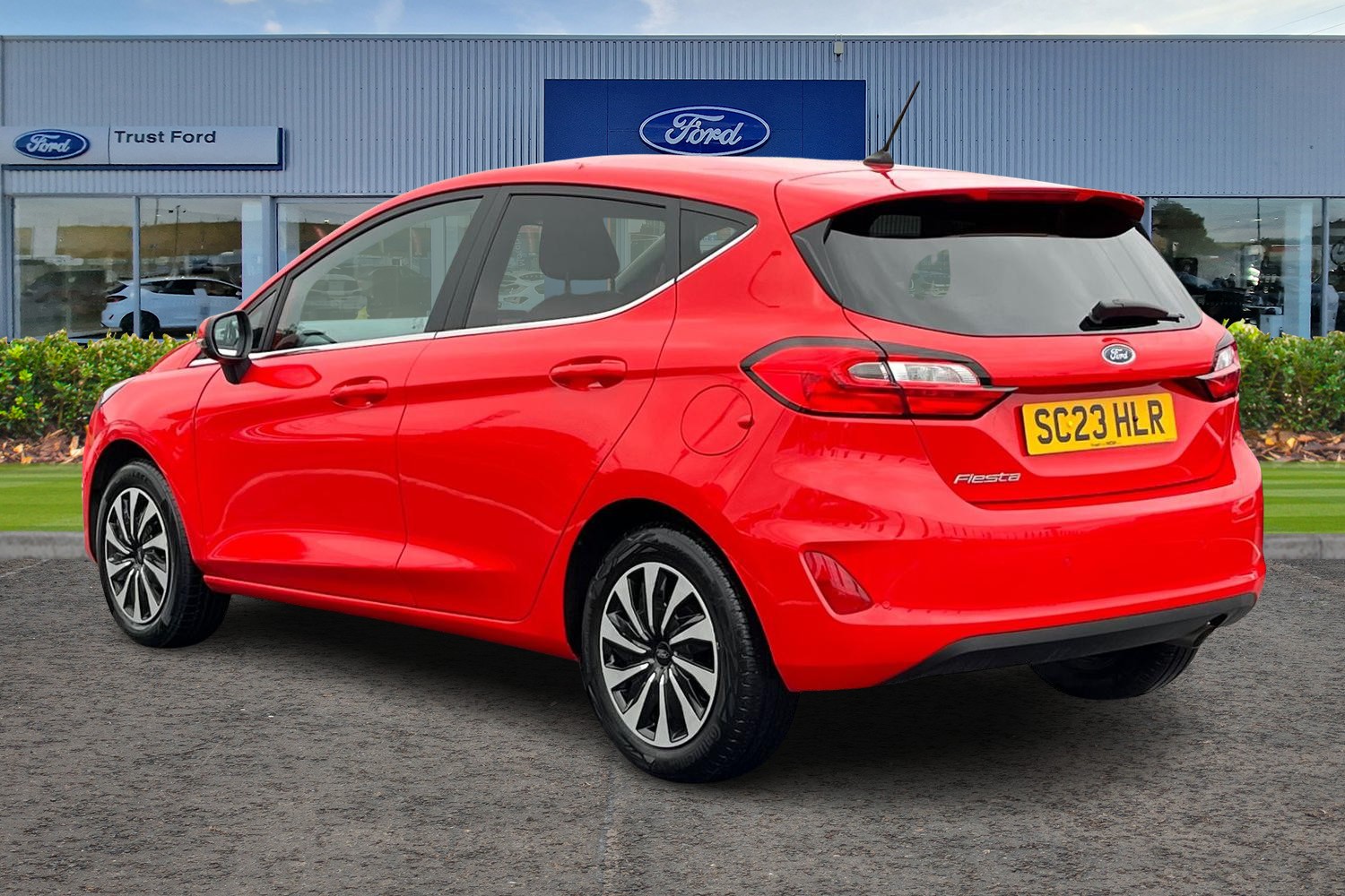 Ford Fiesta Photo 1