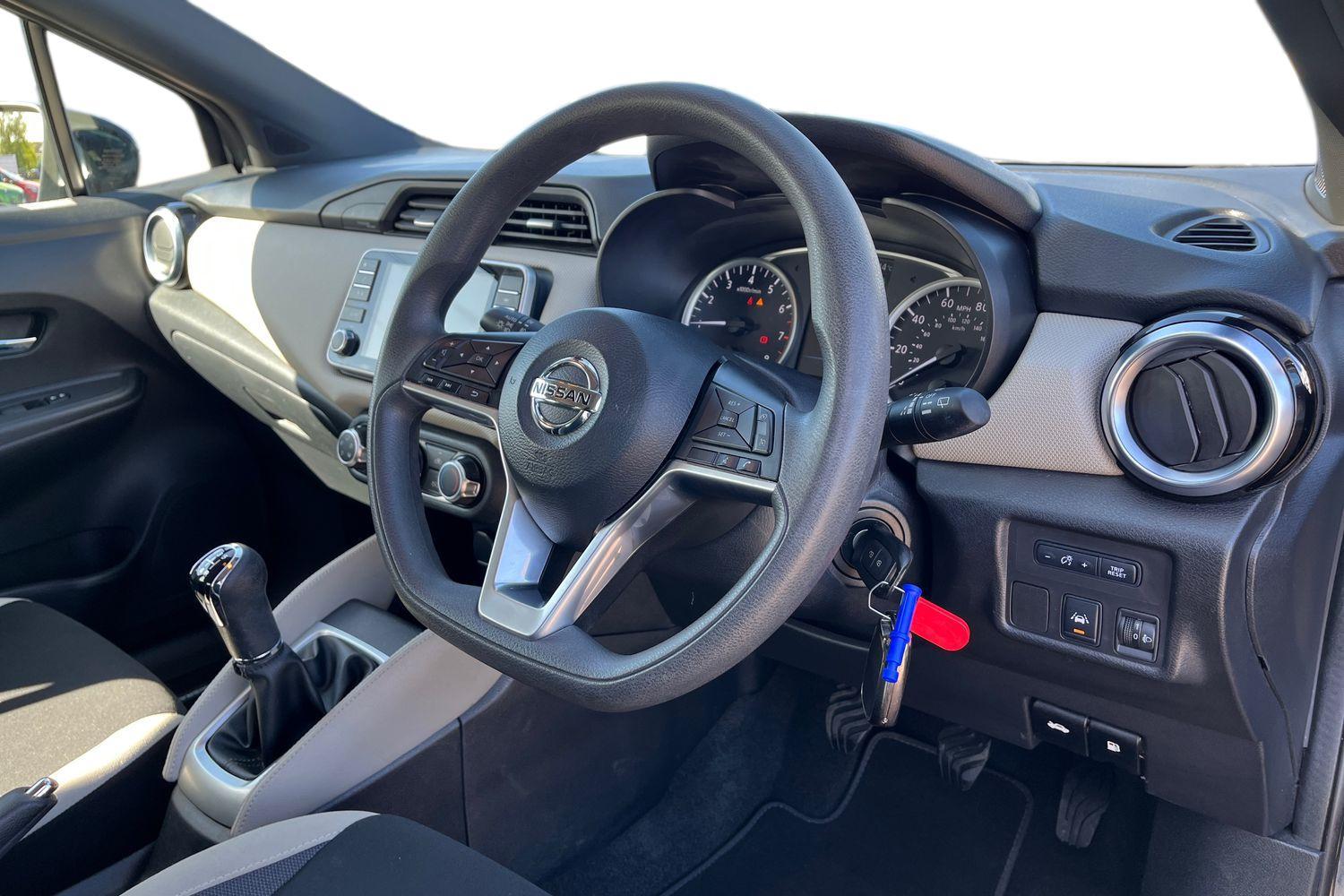 Nissan Micra Photo 8