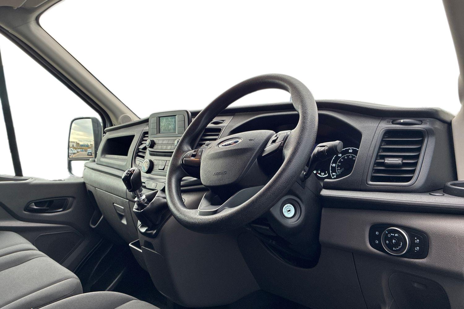 Ford TRANSIT Photo 13