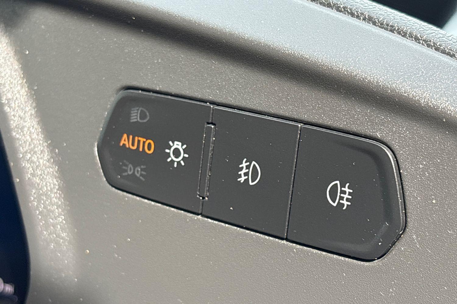 Ford TRANSIT CONNECT Photo 17