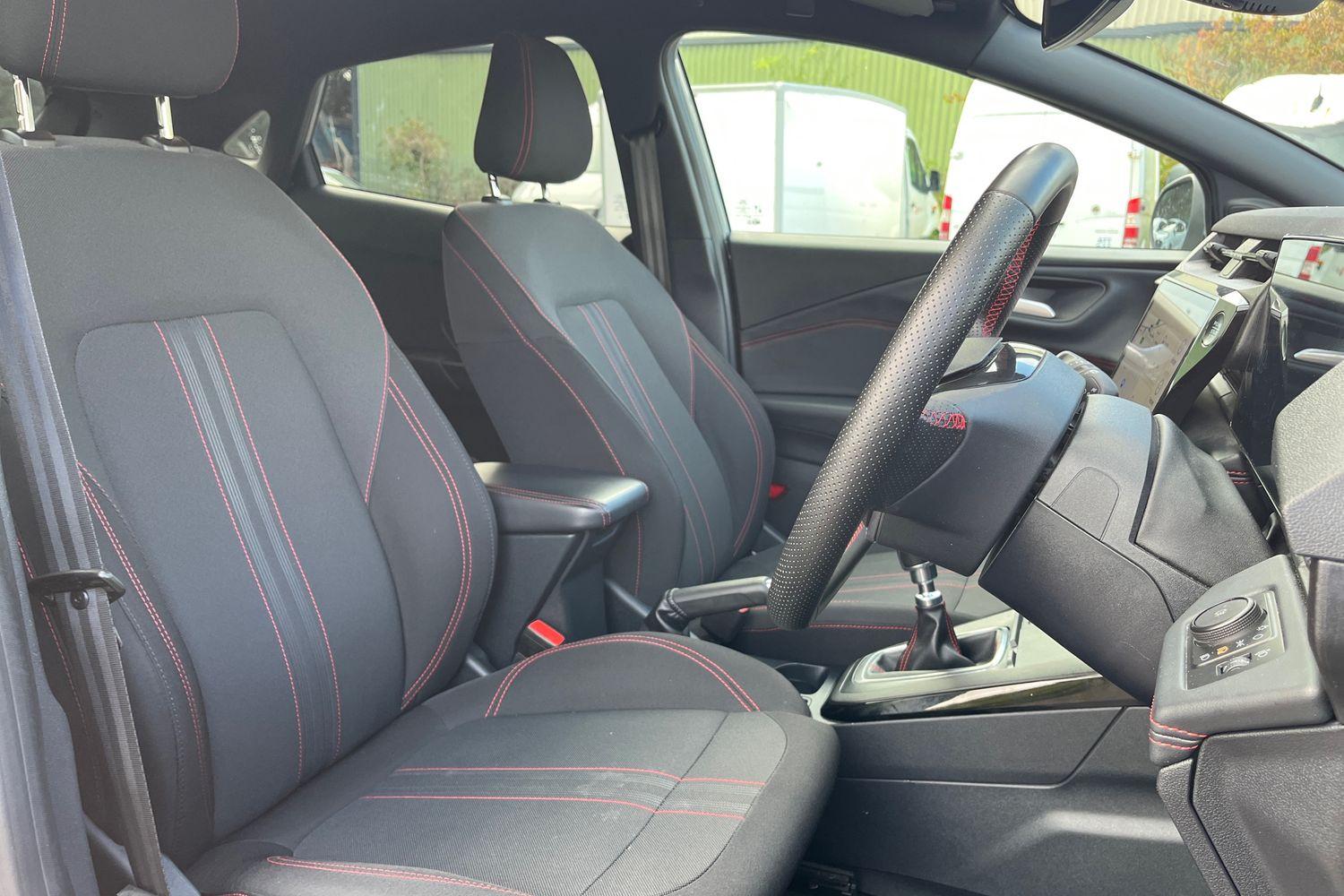 Ford PUMA Photo 16