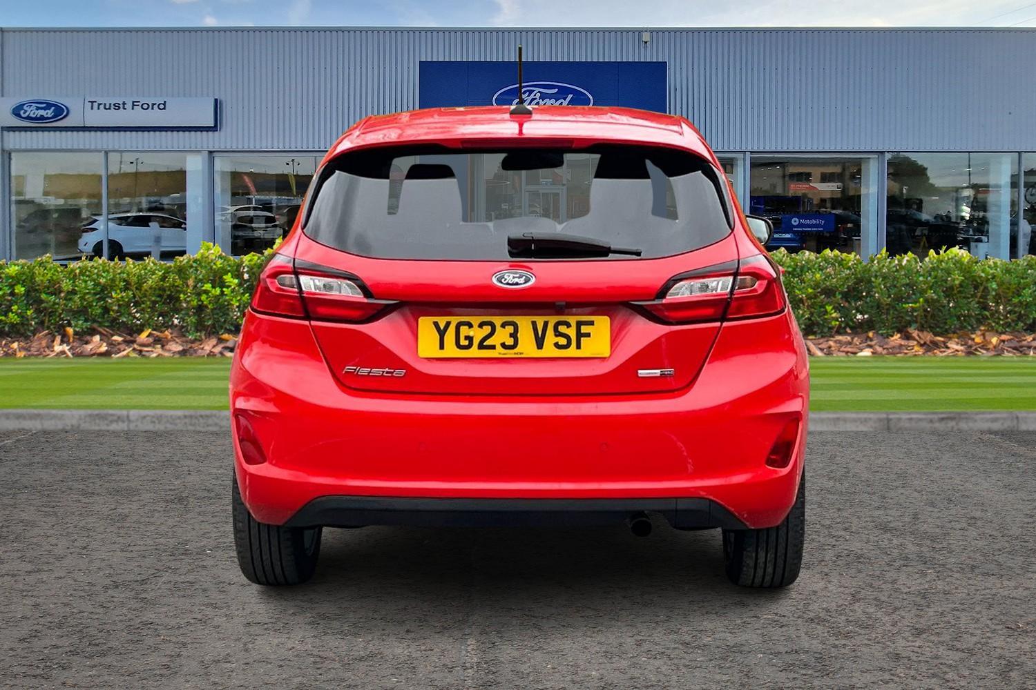 Ford FIESTA Photo 6