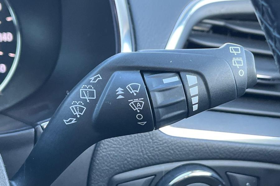 Ford GALAXY Photo autoimg-8b260e5a0e6a80139ae2ae3efbb5c9e2222ff229.jpg