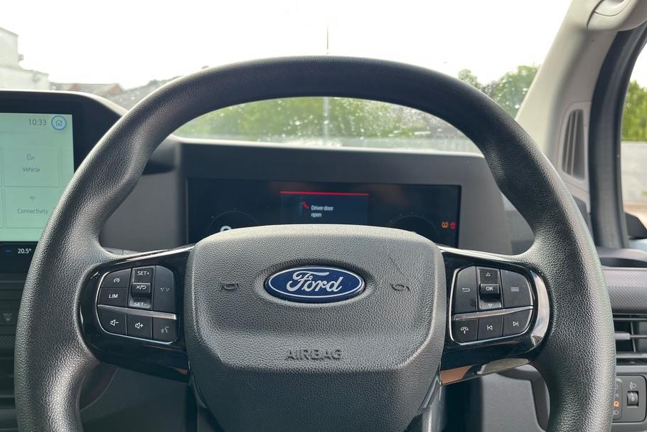 Used Ford TRANSIT CUSTOM WR25JZX 17