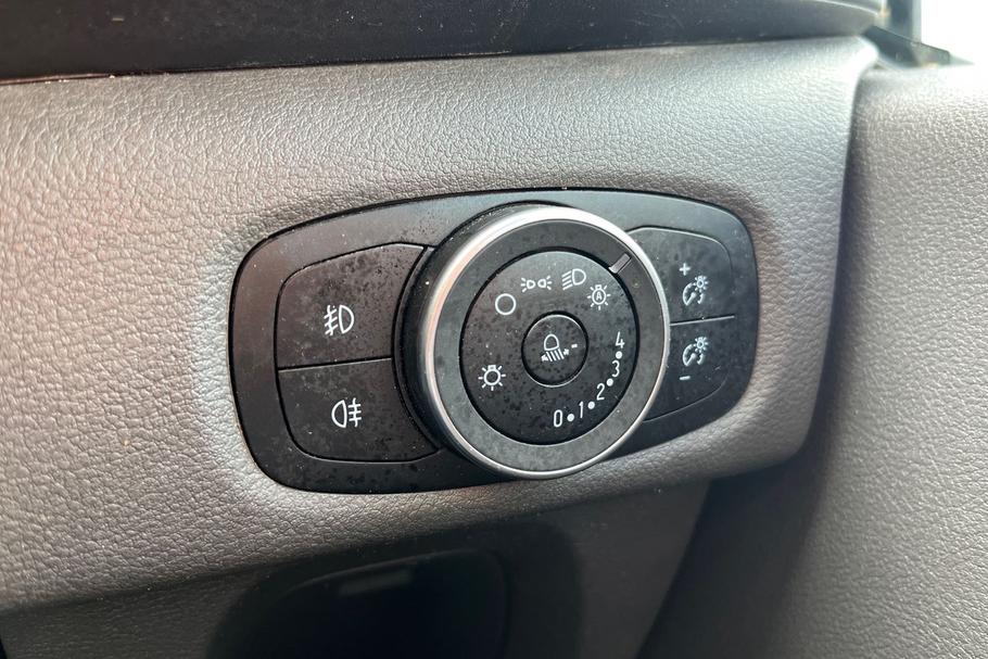 Used Ford TRANSIT CUSTOM VRZ1851 25