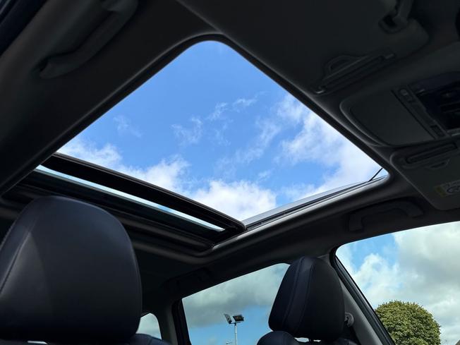 SUBARU Forester Photo 30