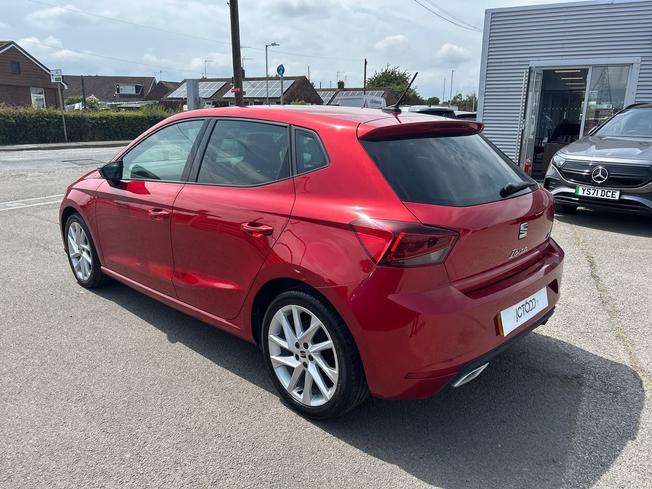 SEAT Ibiza Photo 23