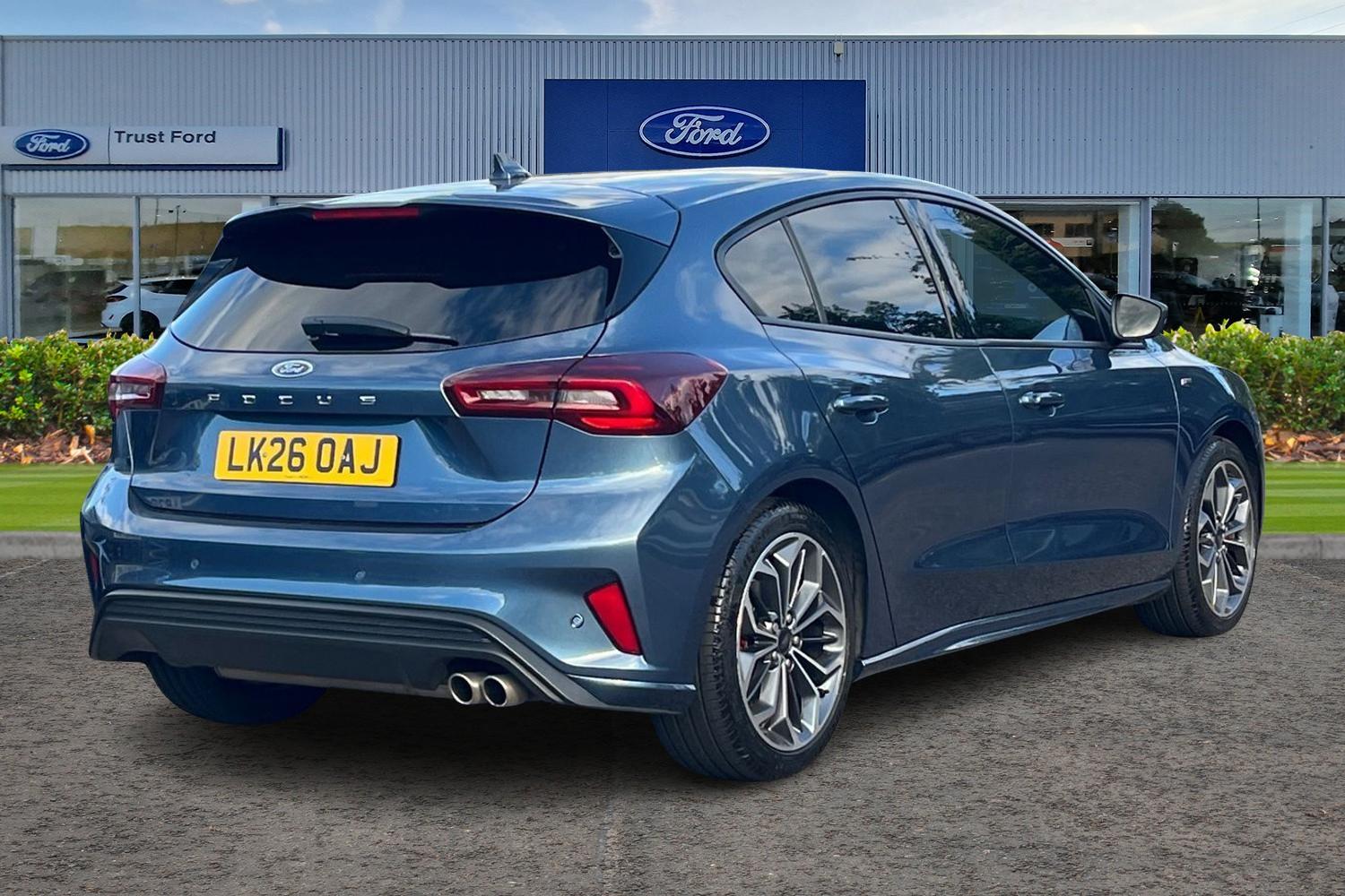 Ford Focus Photo 3