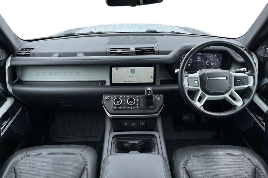 Land Rover Defender 110 Photo autoimg-8b332705c3691316299c43ff1e29a61d130c9411.jpg