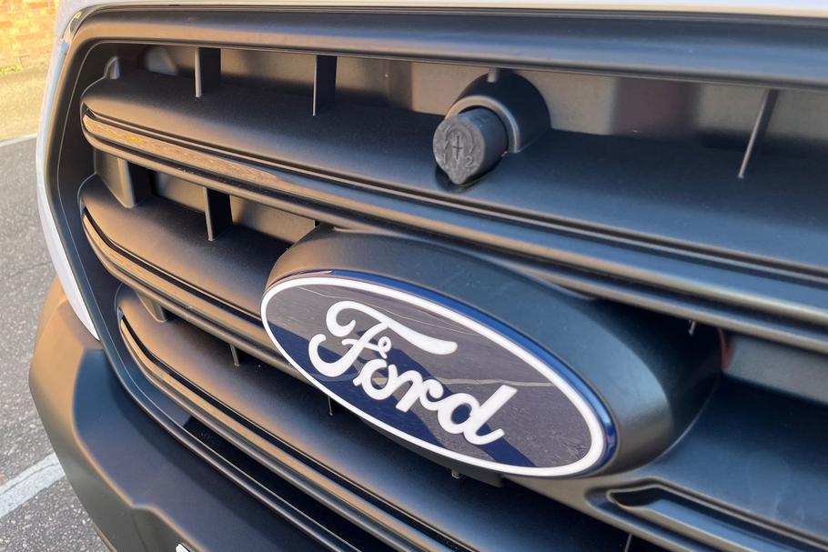 Used FORD TRANSIT BG75MKZ 26