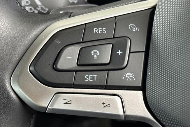 VOLKSWAGEN Polo Photo 16