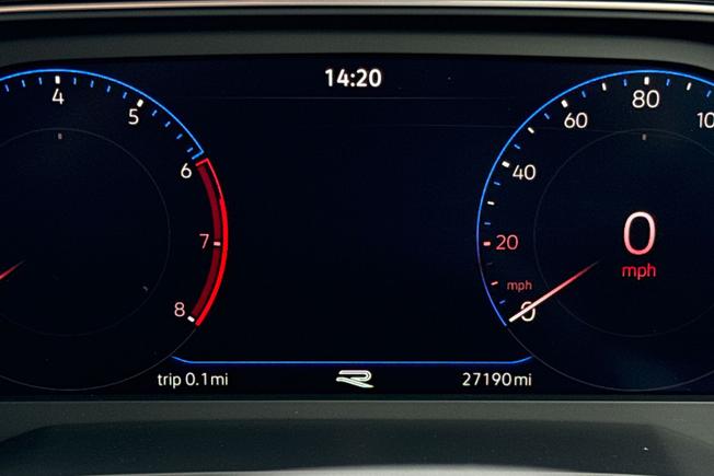 VOLKSWAGEN Polo Photo 15