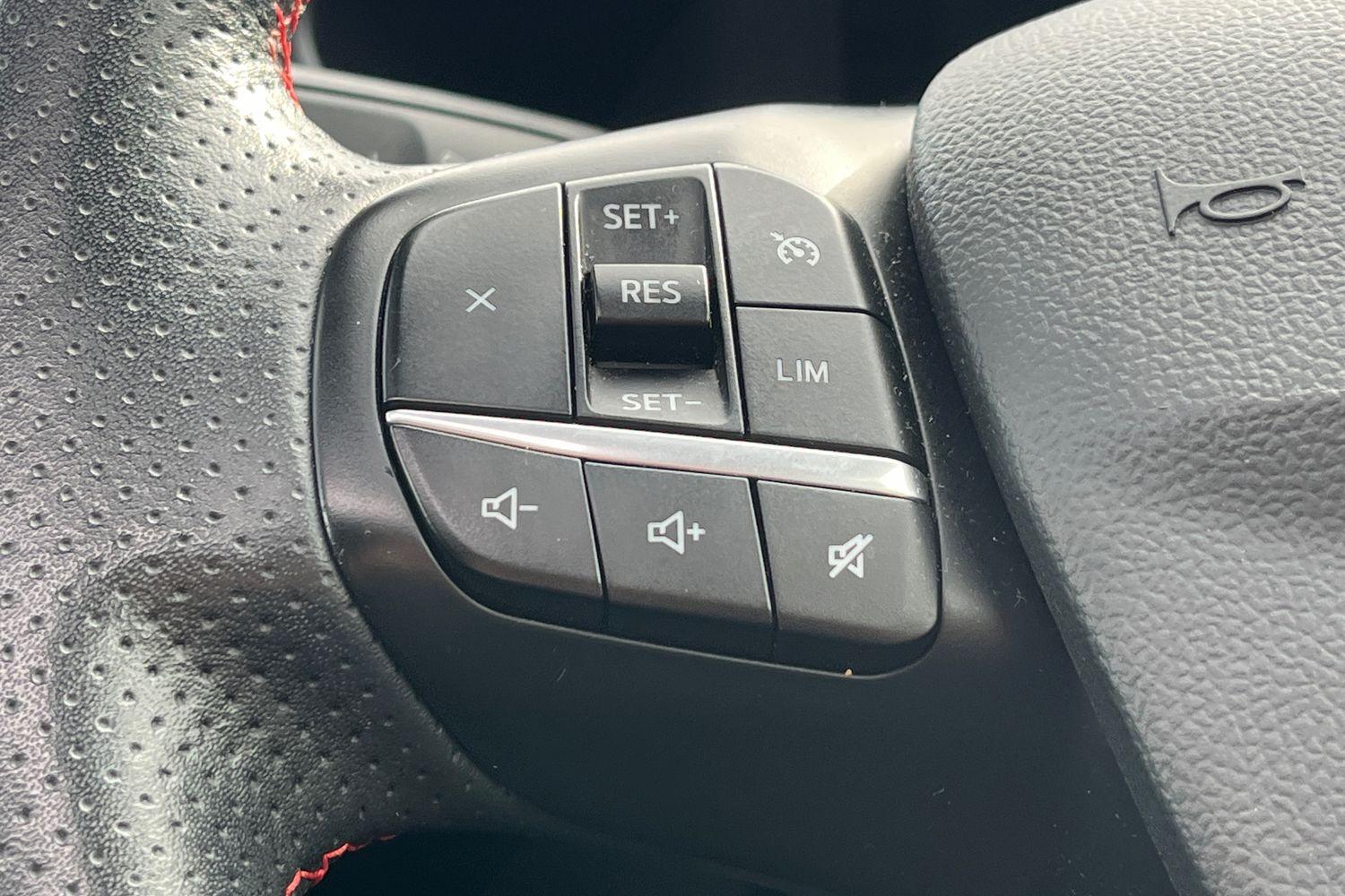 Ford Kuga Photo 30