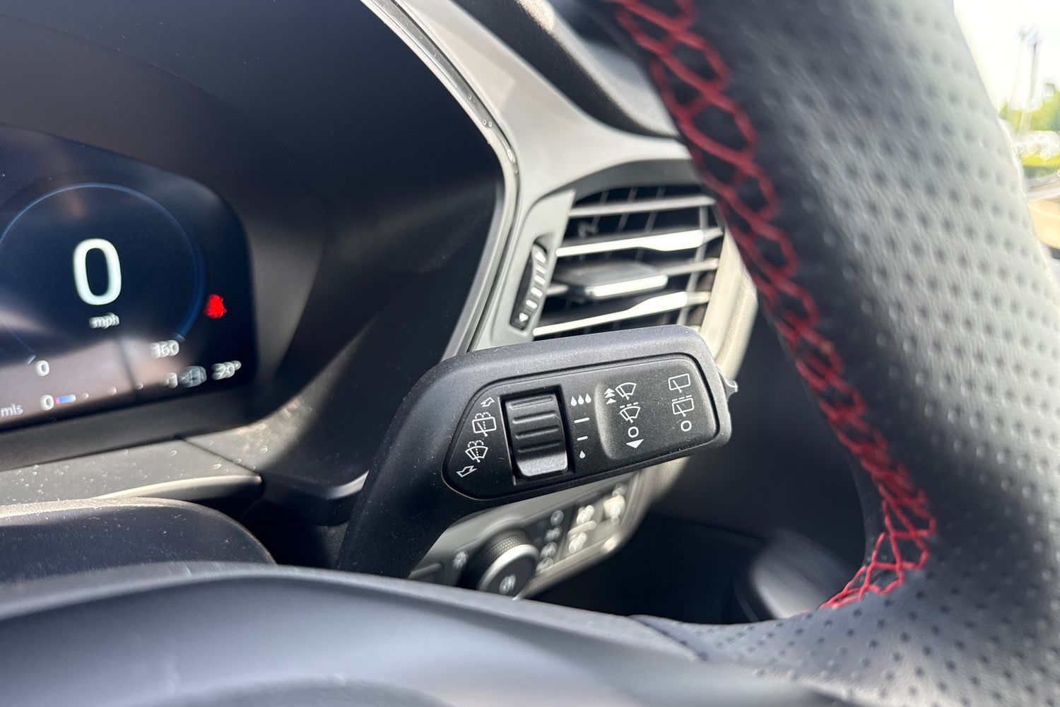 Ford KUGA Photo 14