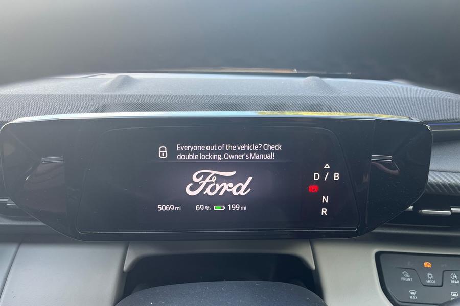 Ford Explorer Photo autoimg-8b47cc9c0970ff66cf7b51aa190b13a5253af474.jpg