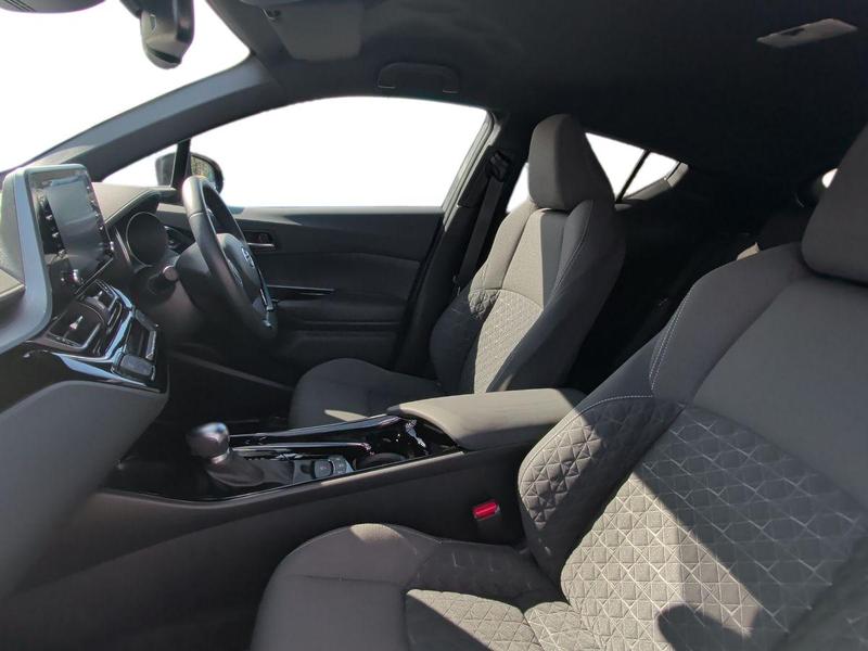 Used Toyota C-HR NV21USD 17