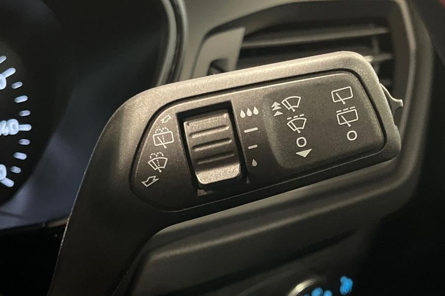 Ford Focus Photo autoimg-8b52910a4a9bf45285731d21b0a962af1c30a587.jpg