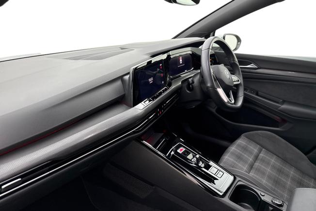 VOLKSWAGEN Golf Photo 2