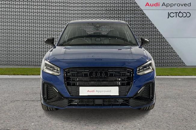 AUDI Q2 Photo 8