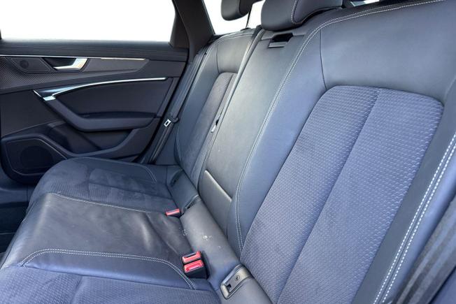AUDI A6 Avant Photo 9
