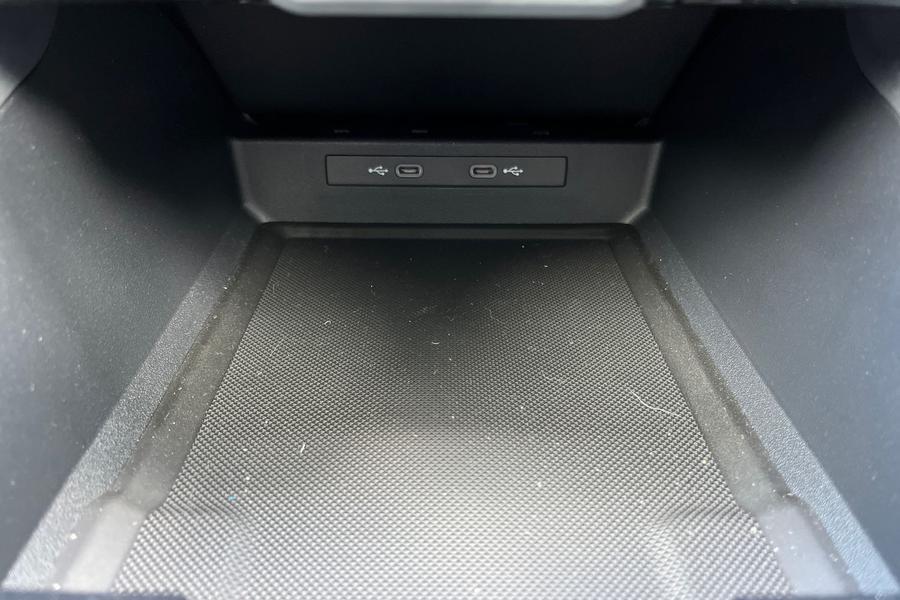 Ford Explorer Photo autoimg-8b577bcbff29ec378d729b57f3affd164d0ff9d2.jpg