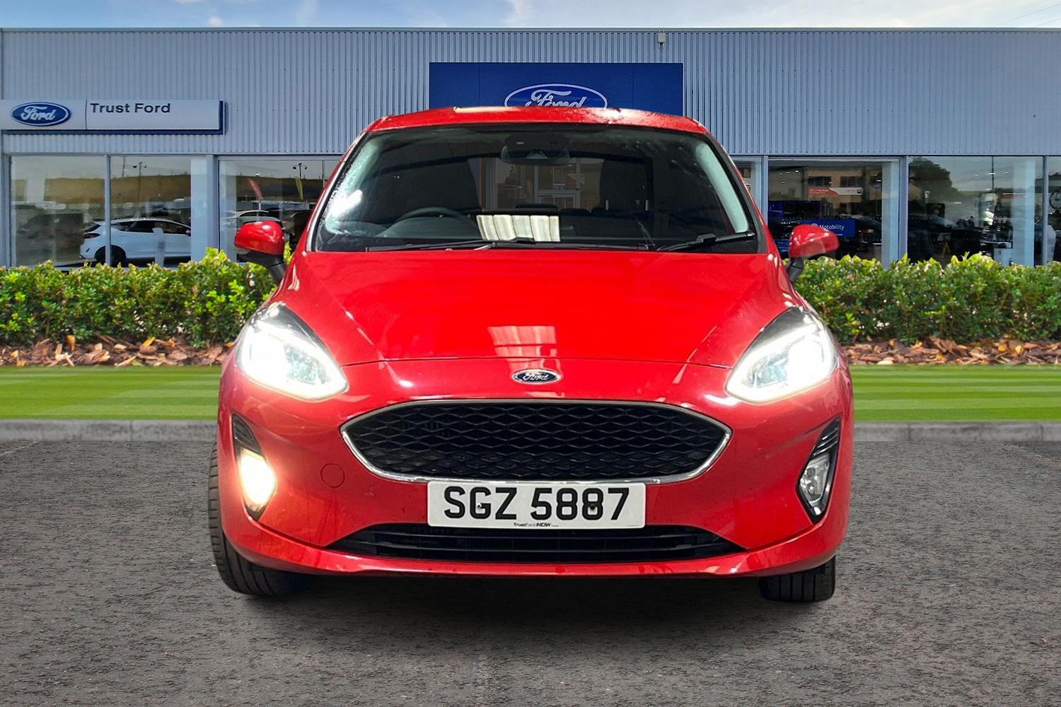 Ford FIESTA Photo 5