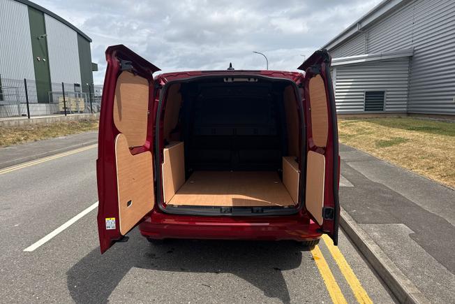 VOLKSWAGEN Caddy Photo 12