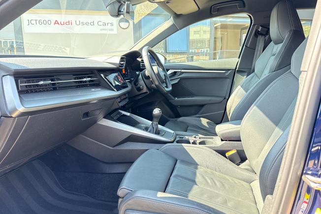 Audi A3 Photo 38