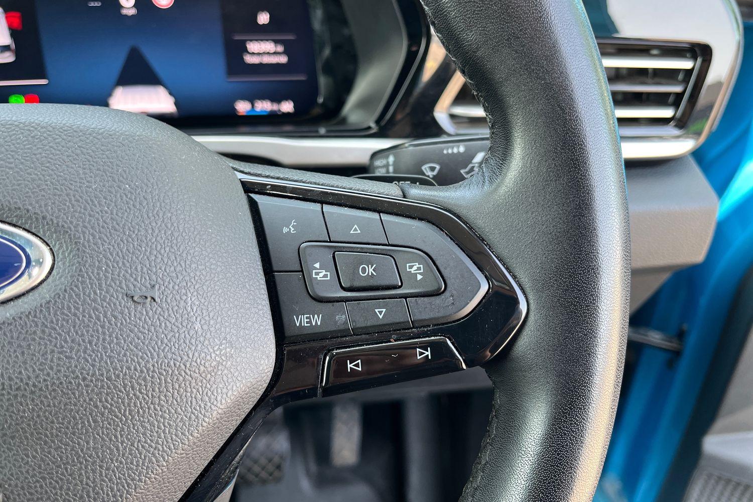 Ford TRANSIT CONNECT Photo 36