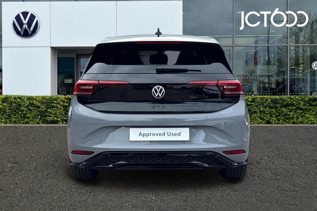 VOLKSWAGEN ID.3 Photo 7