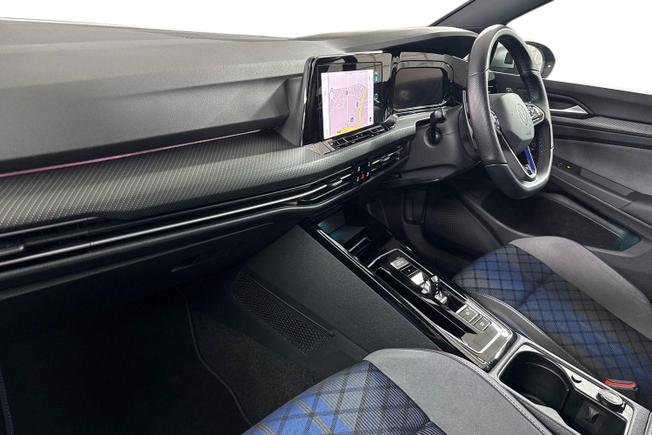 VOLKSWAGEN Golf Photo 2