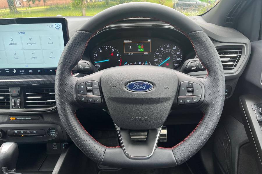Ford FOCUS Photo autoimg-8b65e017f22cd9adbd5a8695351731a5be2889eb.jpg