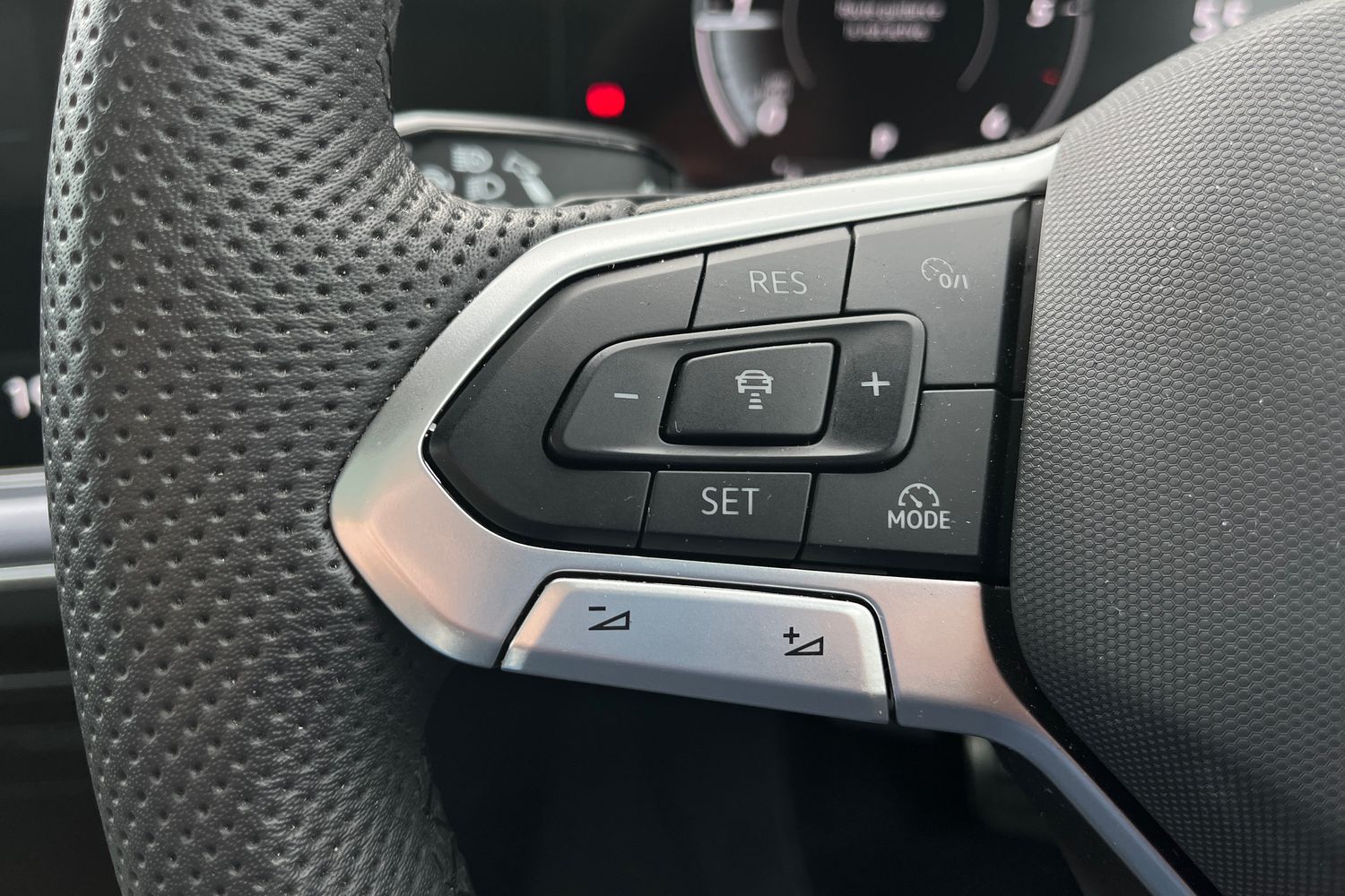 Volkswagen TOUAREG Photo 35