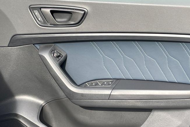 CUPRA Ateca Photo 23