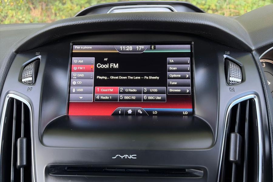 Ford Focus Photo autoimg-8b72fbe286950c9a3cdd2cff61b9420f297fe6ce.jpg