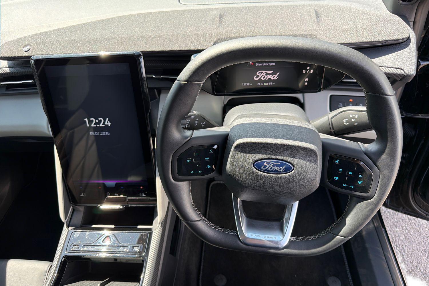 Ford EXPLORER Photo 10